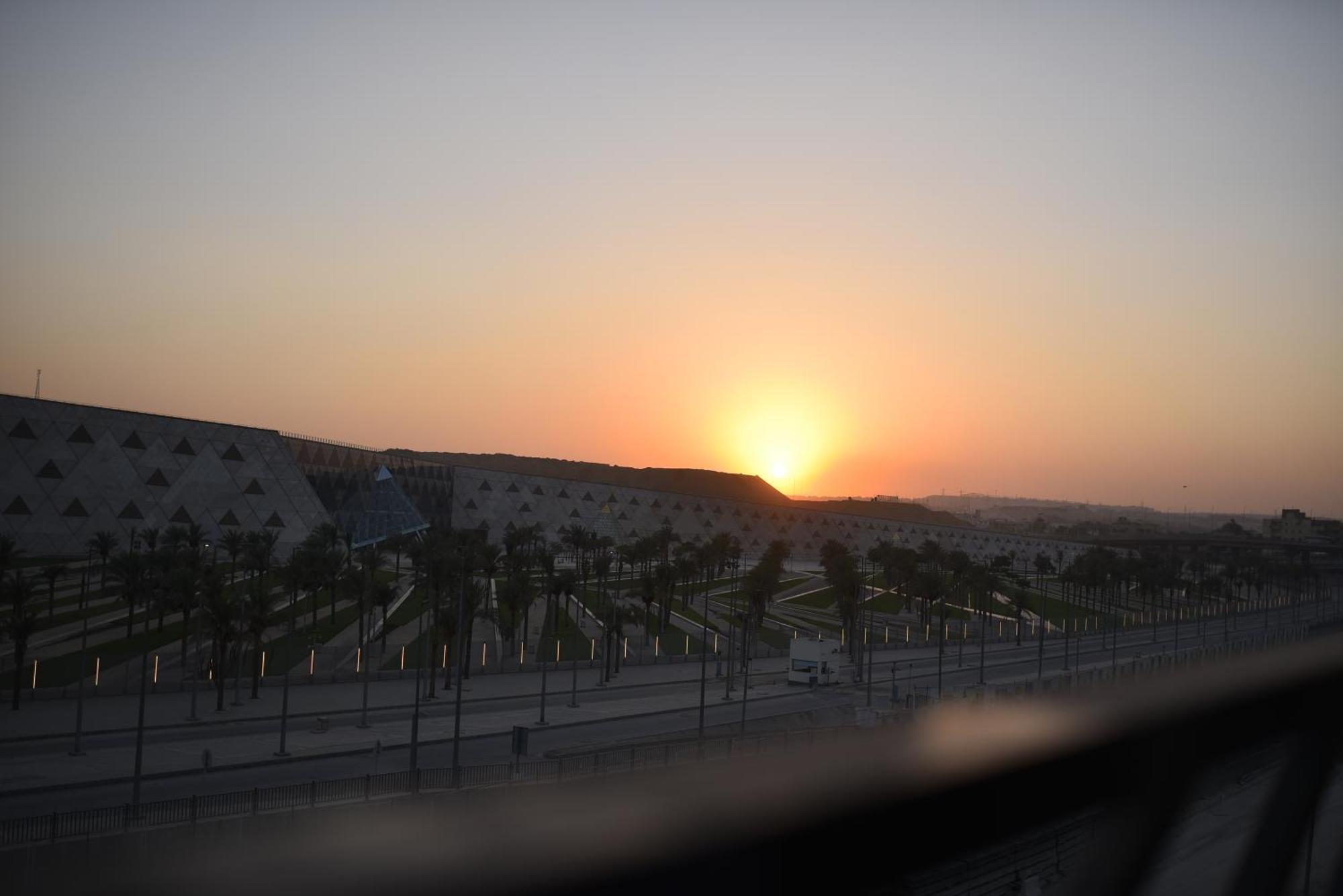 Royal Great Pyramid Inn Kafr Ghatati Экстерьер фото